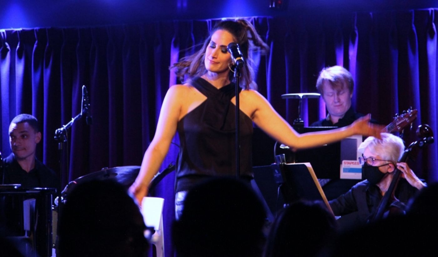 Review: Jennifer Diamond Owns Her Fabulosity In LET ME BE ME at The Green Room 42  Image