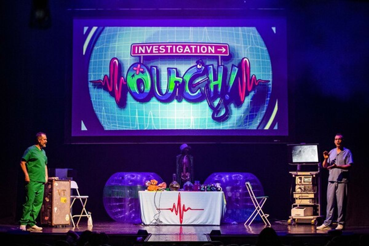 Dr. Xand and Chris van Tulleken at Photos: First Look at OPERATION OUCH! at the Lyric Theatre