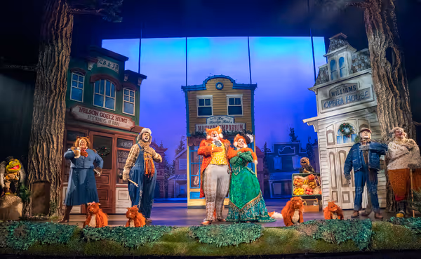 Doc Bullfrog (Puppeteer: Jordan Brownlee), LaVon Fisher-Wilson, Left Squirrels (Puppe Photo