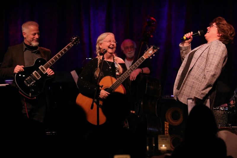 Photo Flash:  Stewart Green Captures December 7th THE LINEUP WITH SUSIE MOSHER at Birdland Theater In His Lens  Image