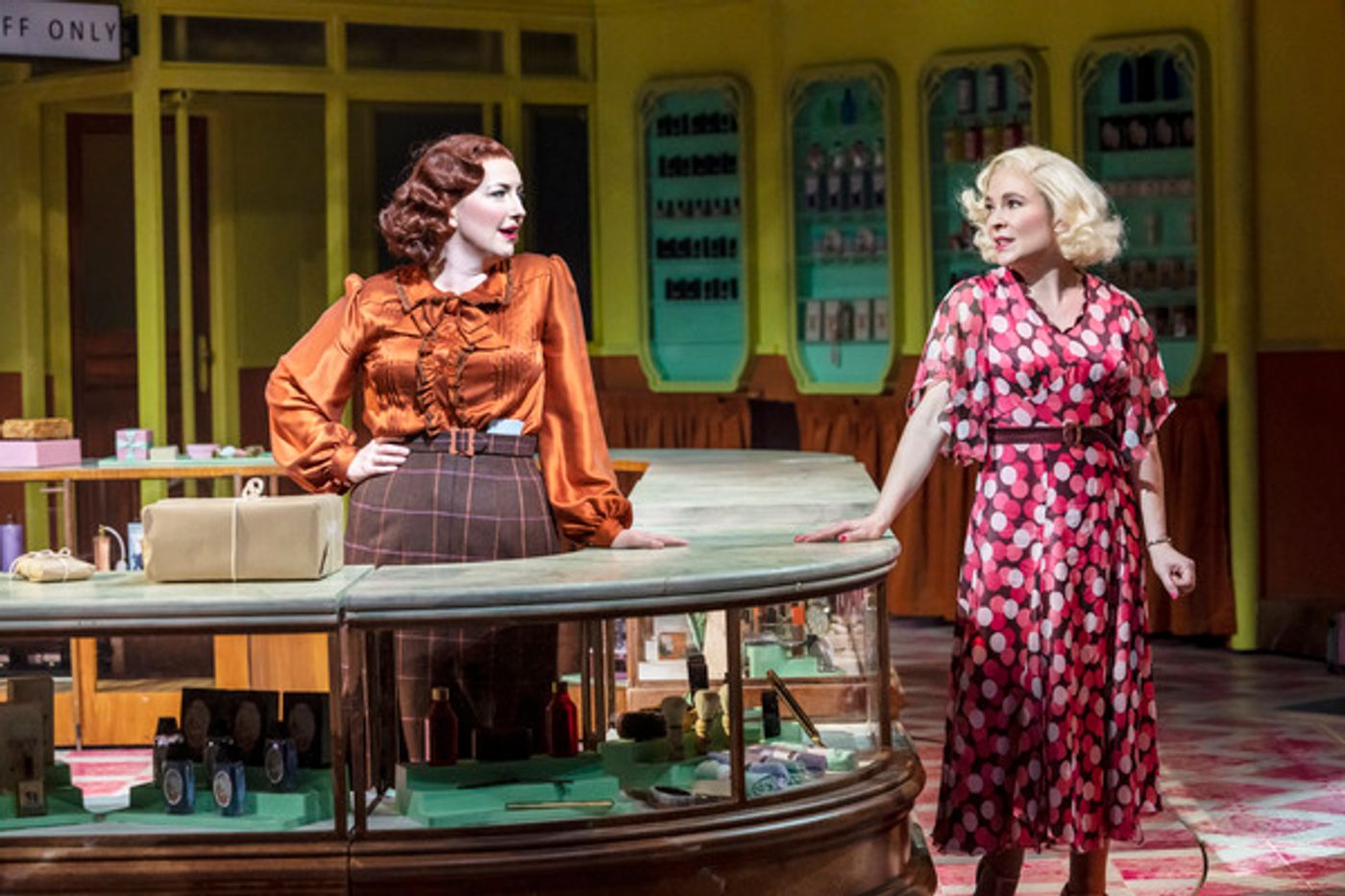 Photos: First Look at SHE LOVES ME at Crucible Theatre  Image