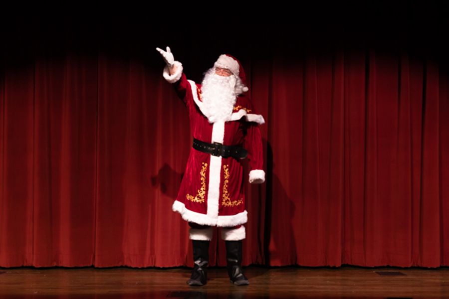 Photos: First look at Worthington Community Theatre's A FAIRYTALE CHRISTMAS CAROL Image