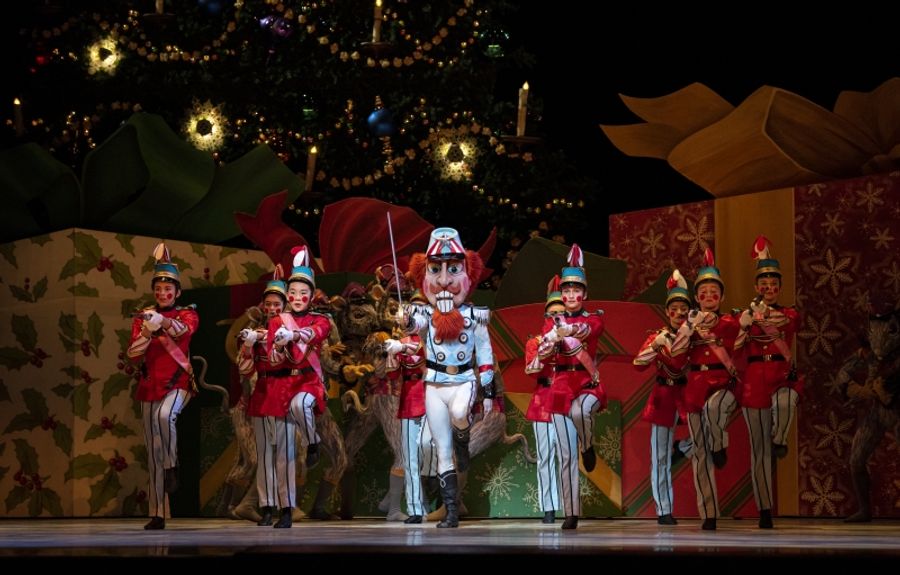 Review: NUTCRACKER at San Francisco Ballet Returns with an Extra Dollop of Enchantment & Delight Image