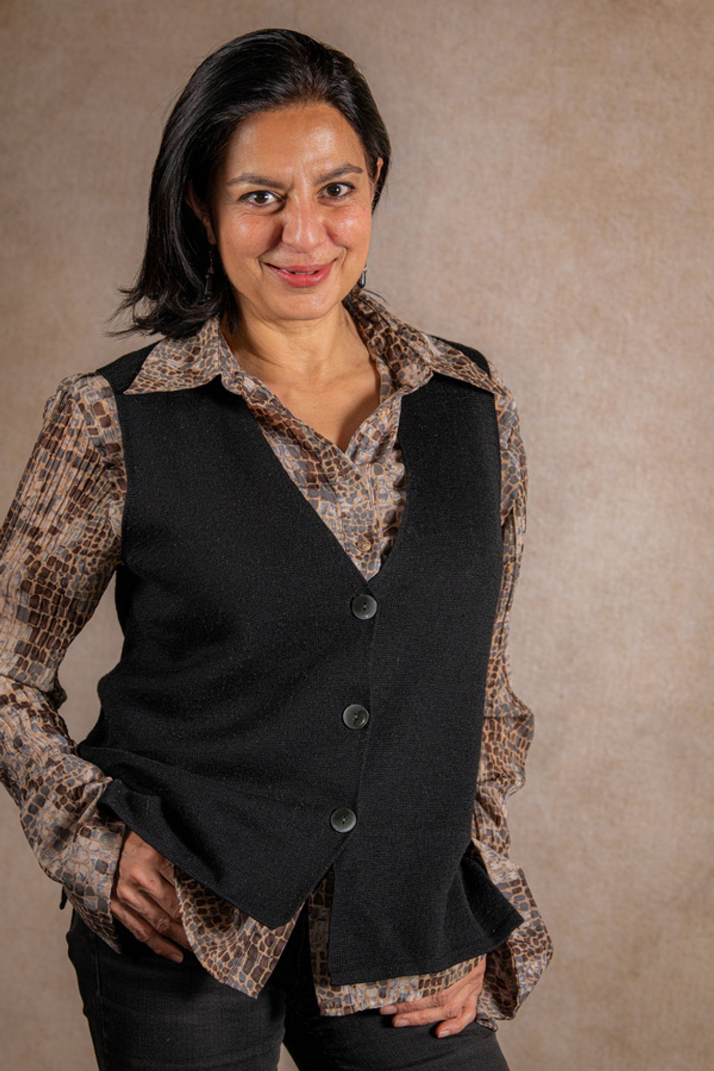 Photos: First Look at the Cast of THE GHOSTS ALL AROUND YOU Opening At MSTDA Photos: First Look at the Cast of THE GHOSTS ALL AROUND YOU Opening At MSTDA Image