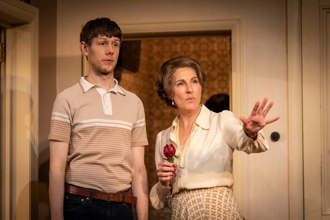 Photos: First Look at PEGGY FOR YOU at Hampstead Theatre  Image