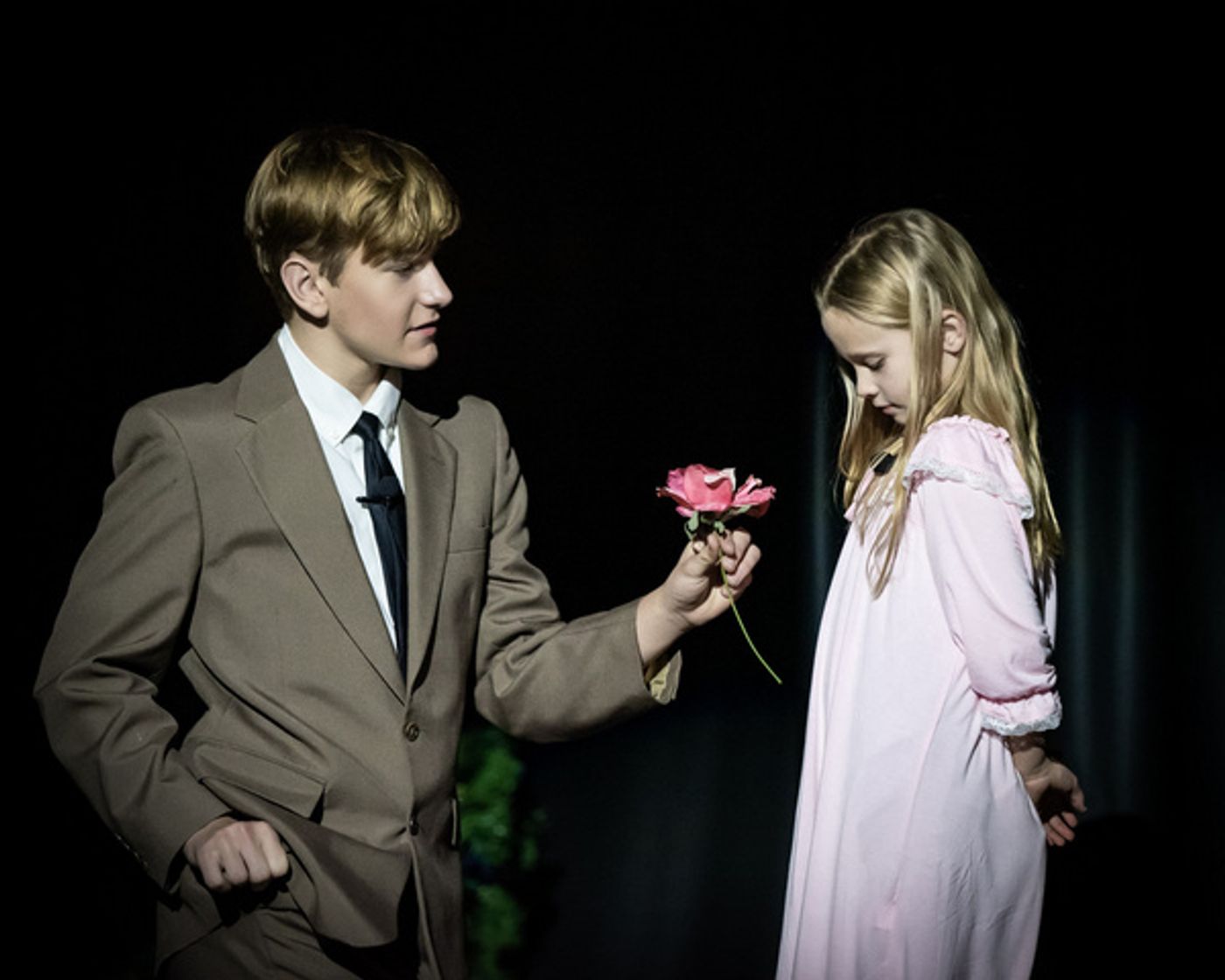 Photos: First Look At VPCT's IT'S A WONDERFUL LIFE  Image