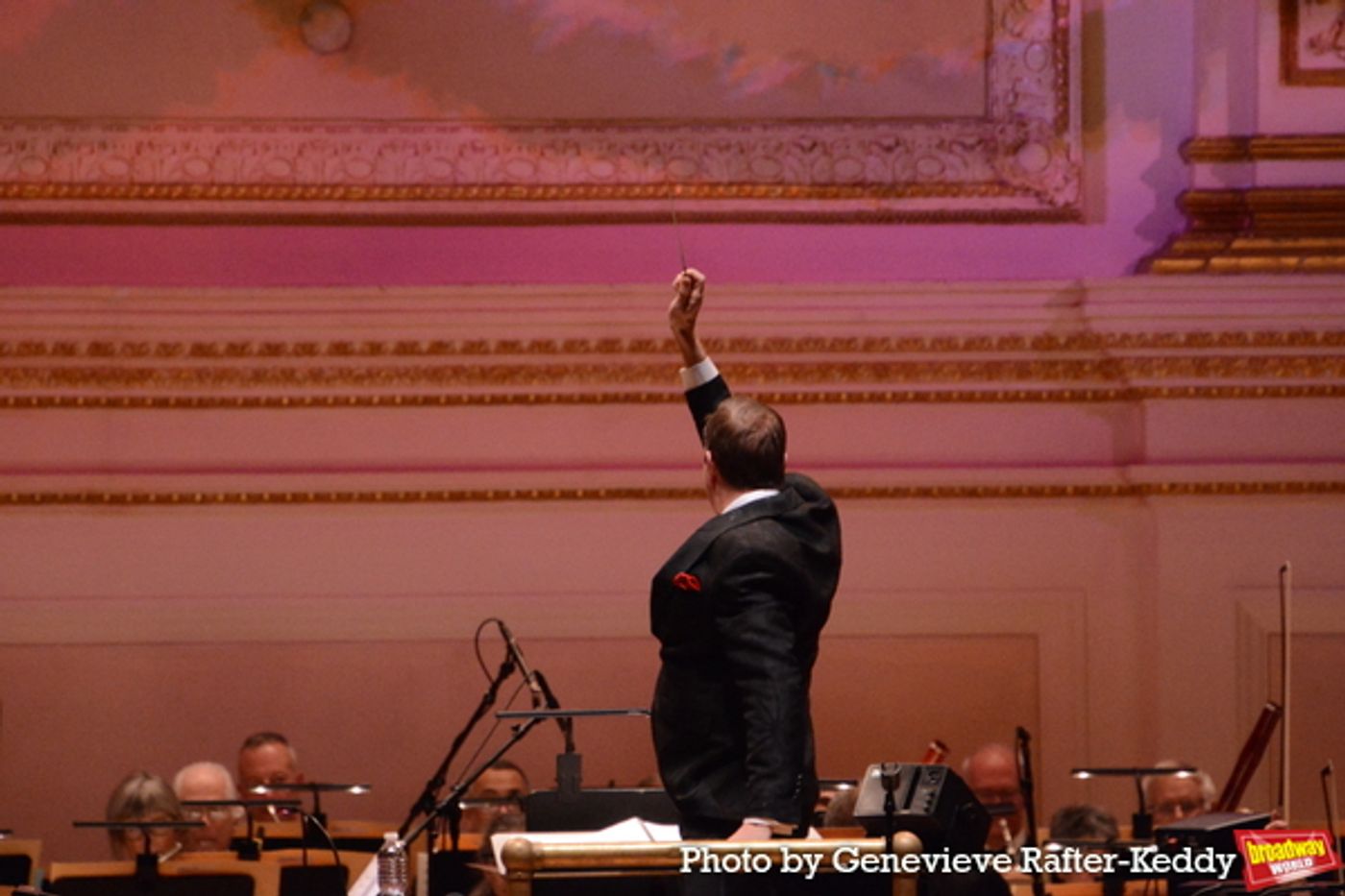 Photos: Kelli O'Hara Goes Home For The Holidays with the New York Pops  Image