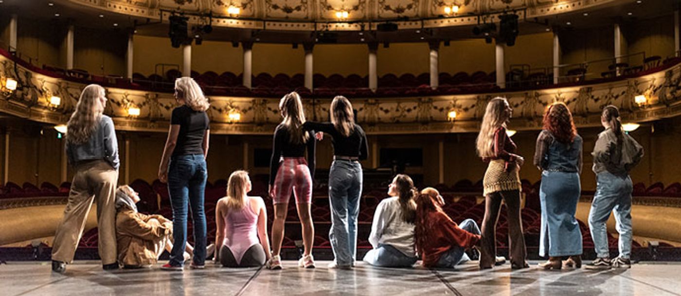 BWW arvio: MOMENTUM Svenska Teatterilla  Image