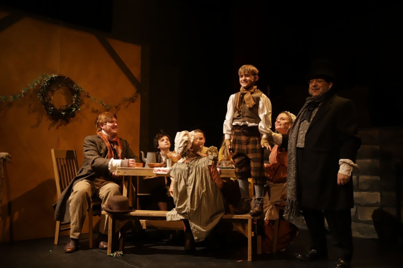 Review: A CHRISTMAS CAROL at Argenta Community Theatre makes it a family affair  Image