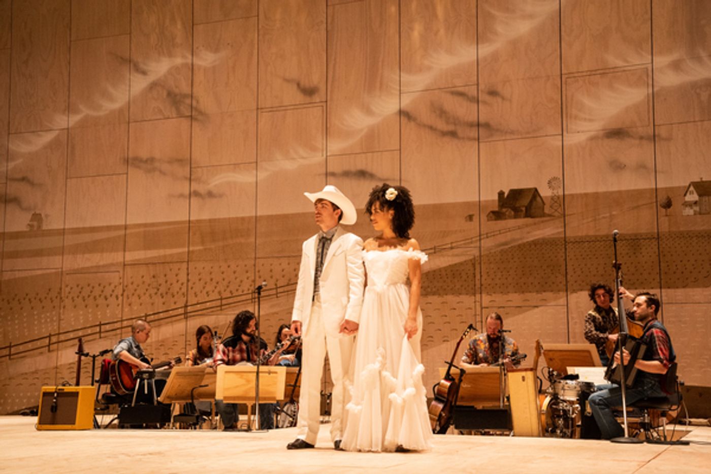 Photos: Check Out New Images of the National Tour of OKLAHOMA!  Image