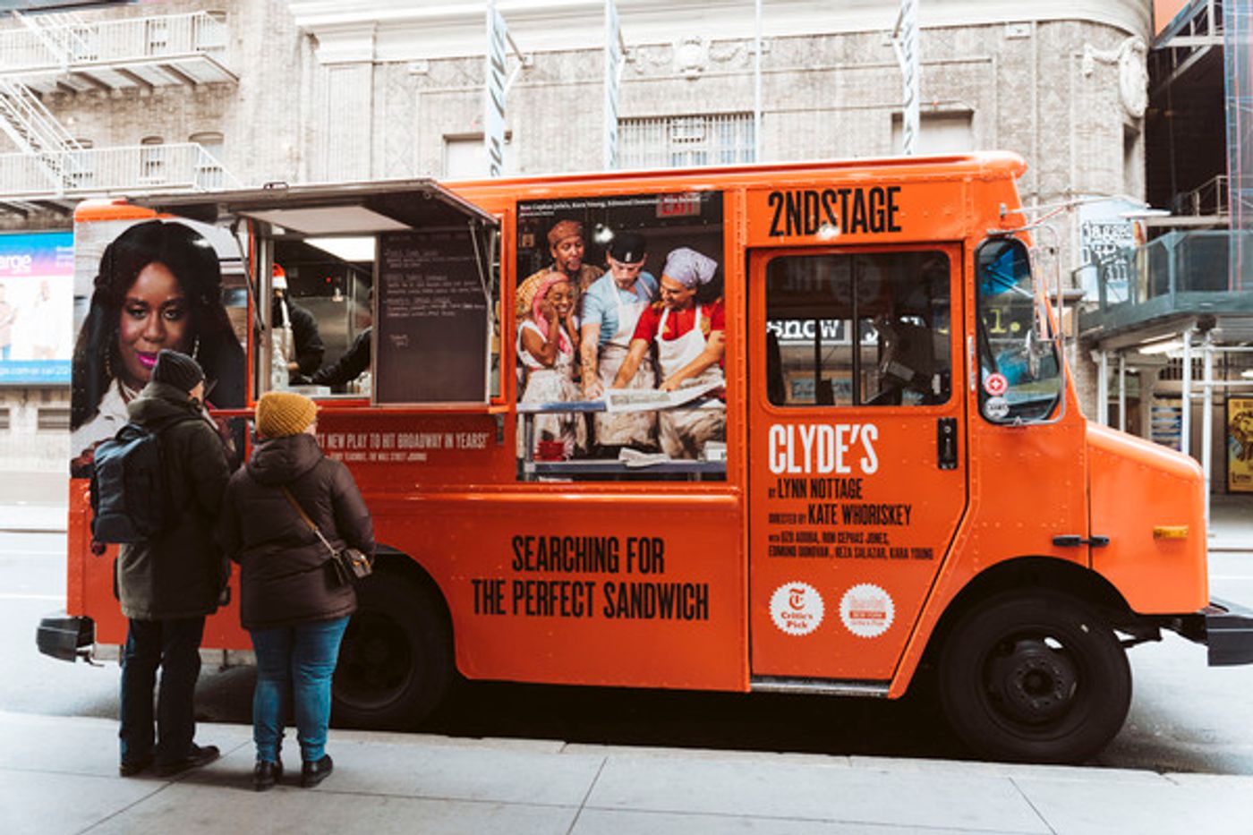 Photos: CLYDE'S Brings Its Signature Sandwiches Outdoors with A Food Truck Event! Photos: CLYDE'S Brings Its Signature Sandwiches Outdoors with A Food Truck Event! Image