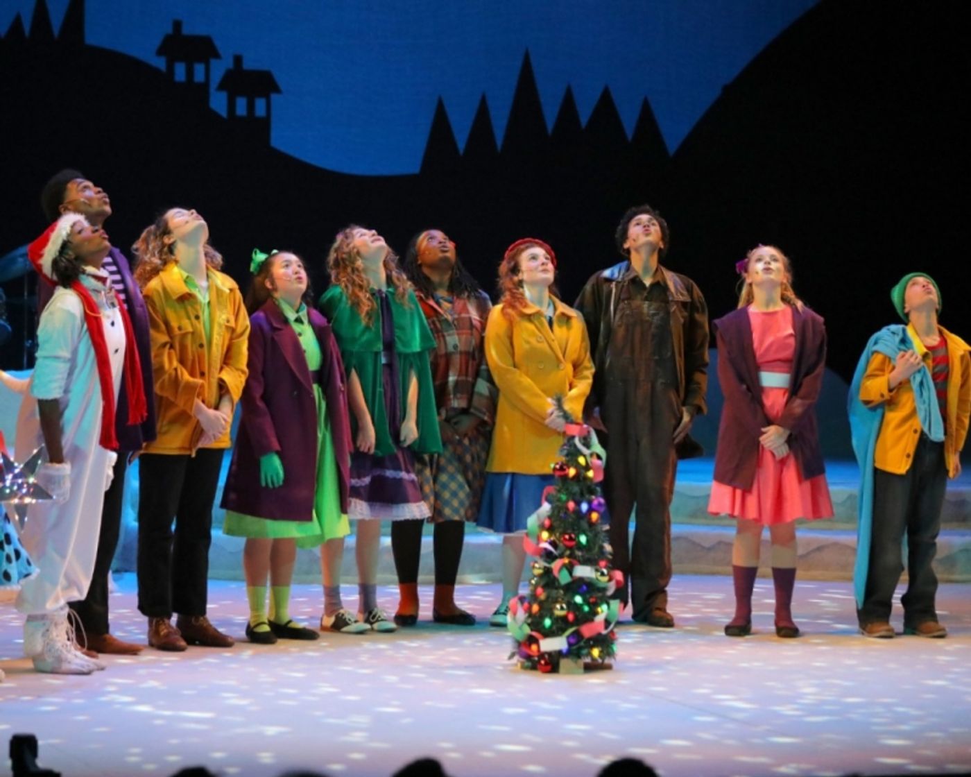 Review: A CHARLIE BROWN CHRISTMAS at Arkansas Repertory Theatre Brings the TV Special to the Stage  Image
