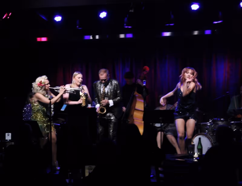 Review: GUNHILD CARLING and The Carling Family Bring True Vaudeville To Life at Birdland Theater Image