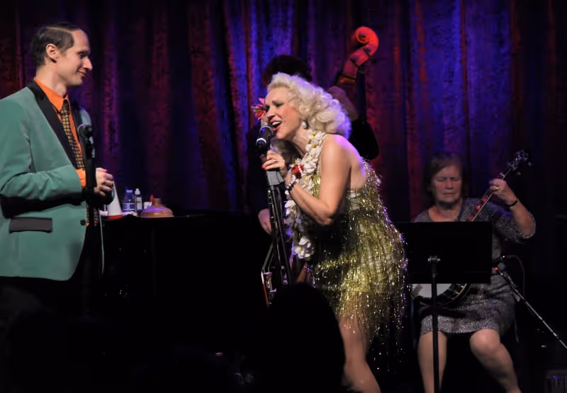 Review: GUNHILD CARLING and The Carling Family Bring True Vaudeville To Life at Birdland Theater Image