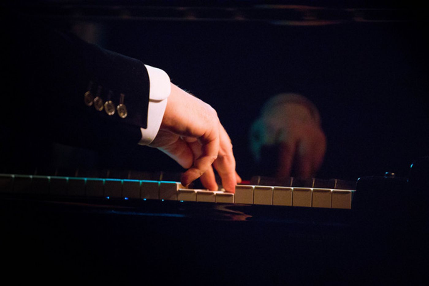 Photos: Swing Out, Santa!  Blackhurst, Caruso & Stritch Return To Birdland  Image