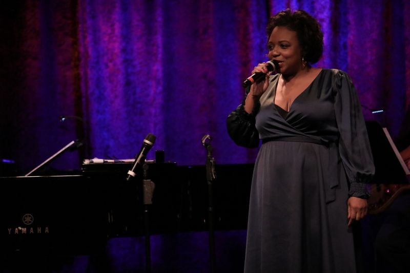 Photos: THE LINEUP WITH SUSIE MOSHER (Klea Blackhurst) at Birdland Theater by Stewart Green  Image