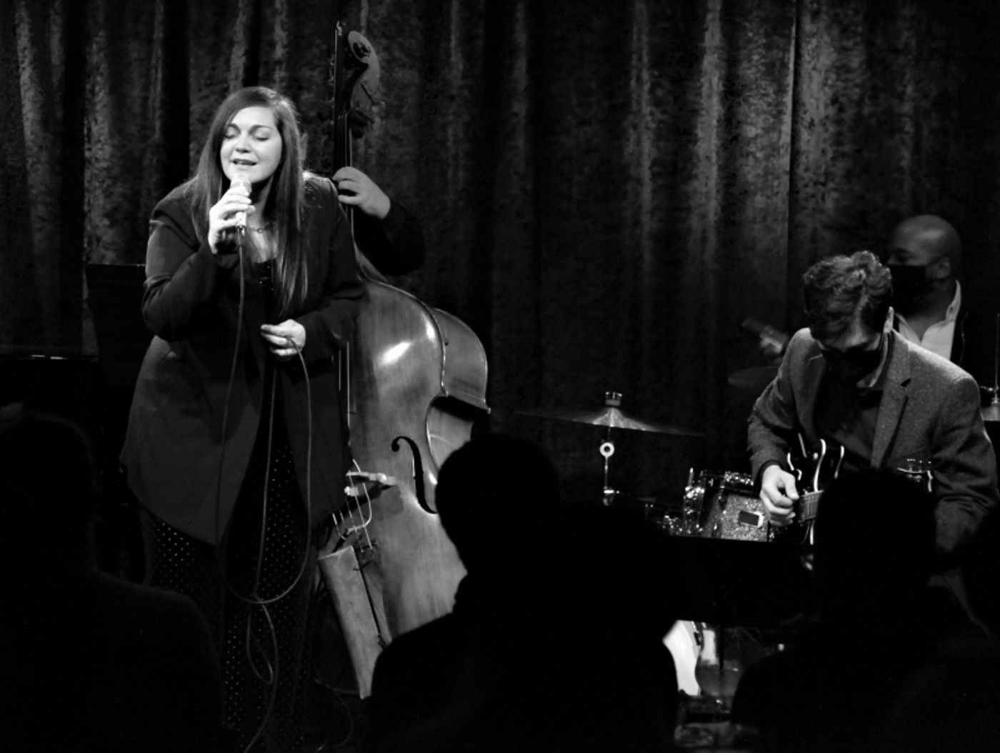 Review: ERIN BODE Presents Birdland Theater With Perfect Holiday Gift - A Magnificent Musical Program  Image