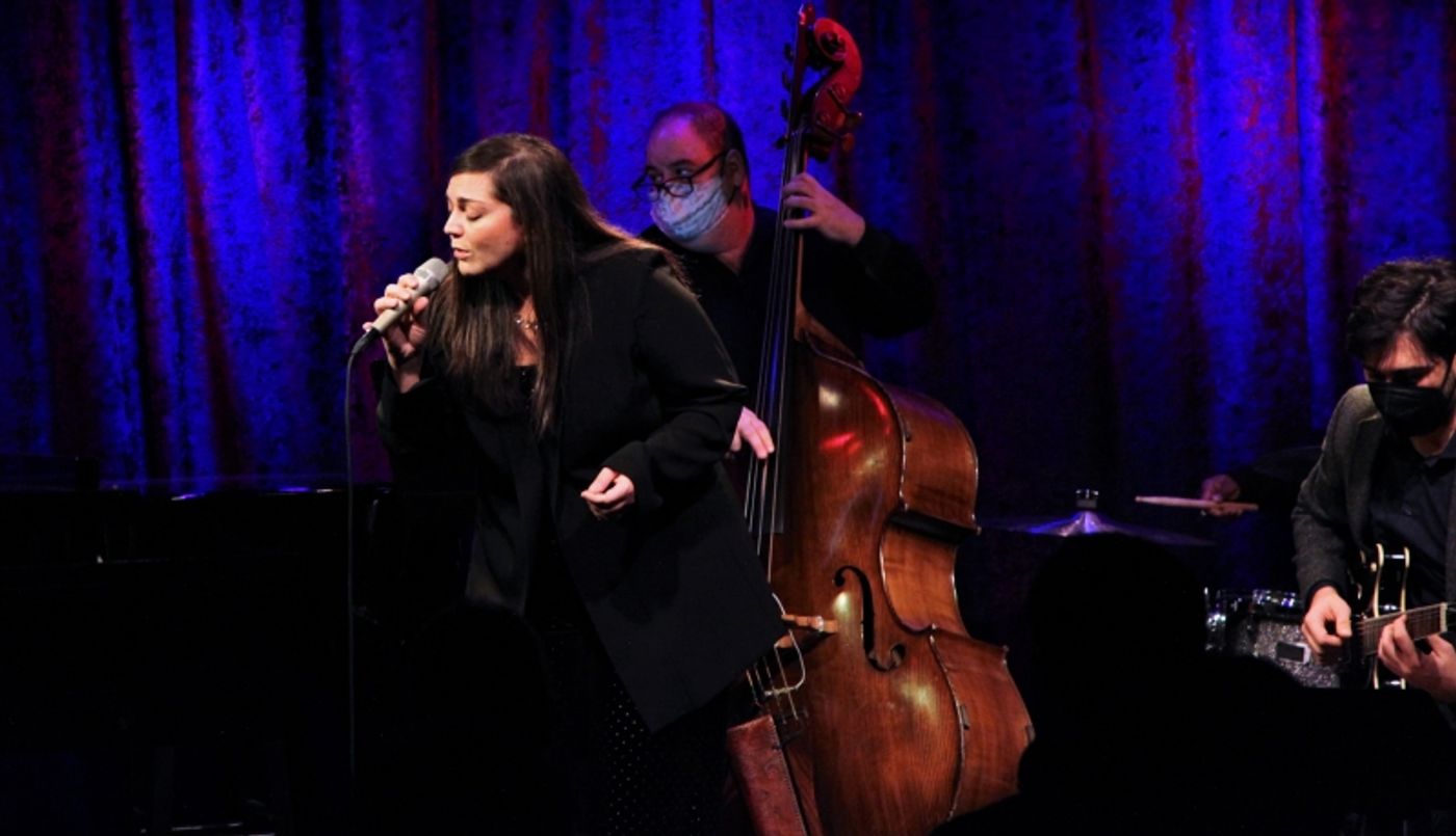 Review: ERIN BODE Presents Birdland Theater With Perfect Holiday Gift - A Magnificent Musical Program  Image