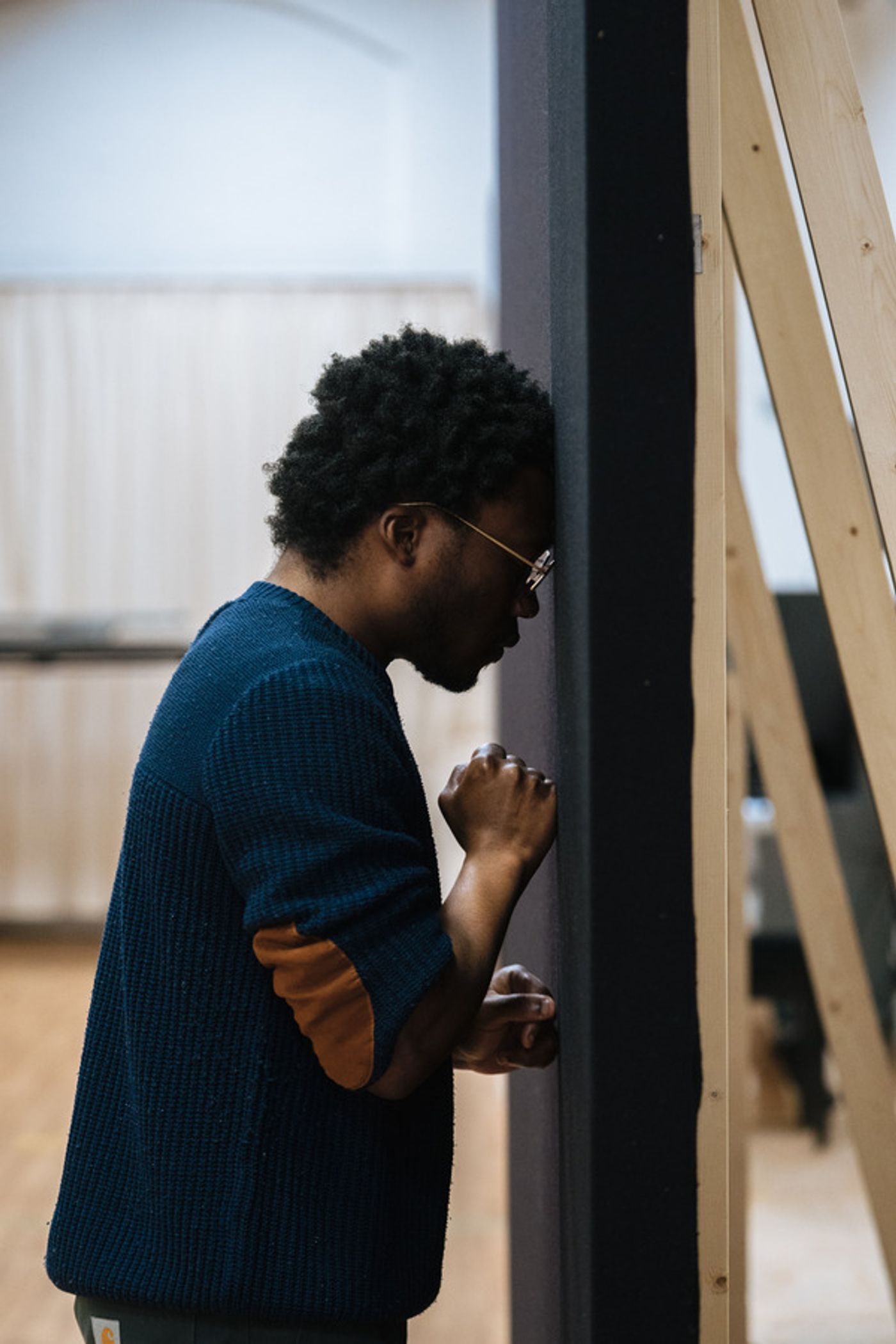 Photos: Go Inside Rehearsals For THE GLOW at The Royal Court Theatre  Image