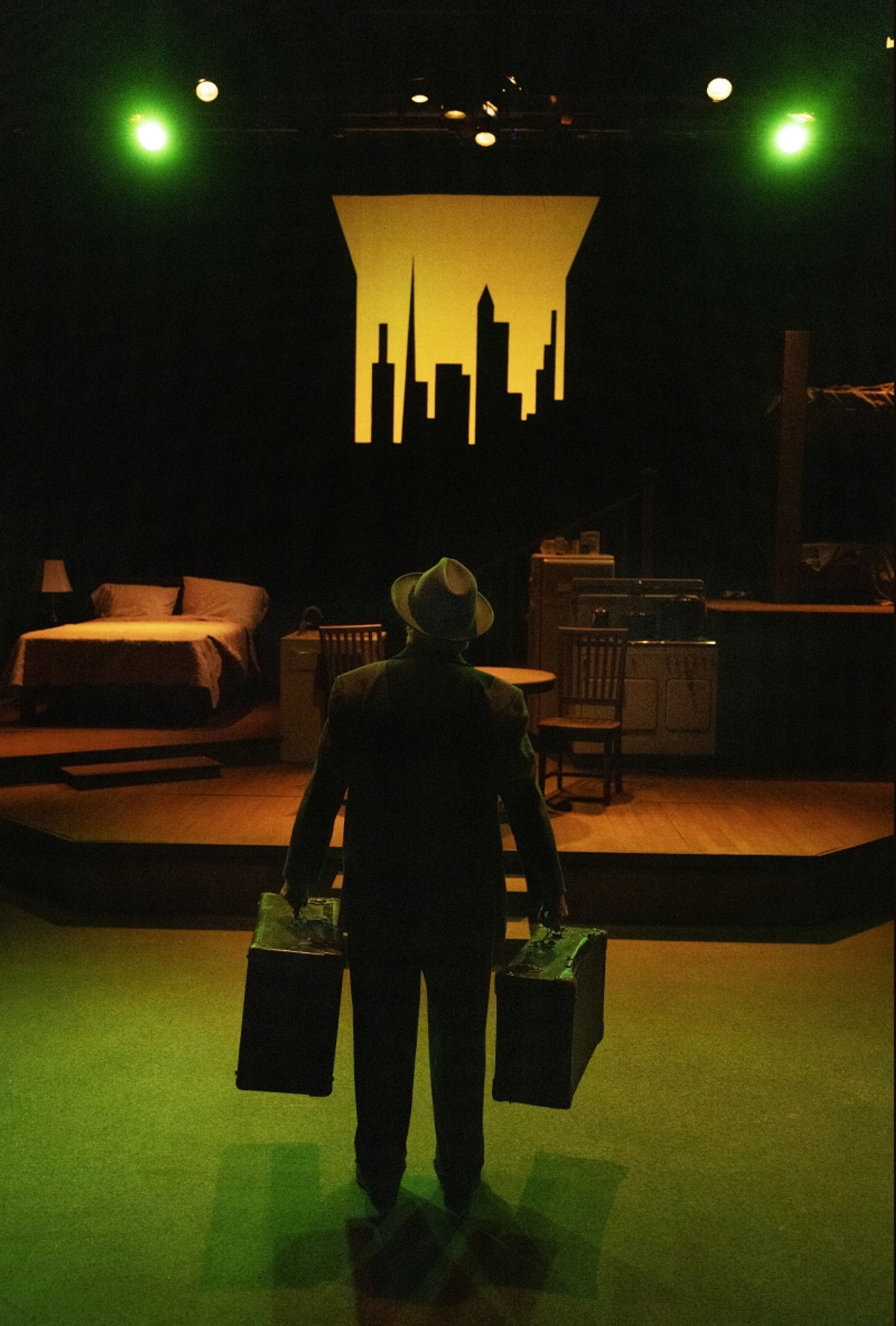 Review: Dynamic Ensemble Delivers Devastating Performance of DEATH OF A SALESMAN  Image