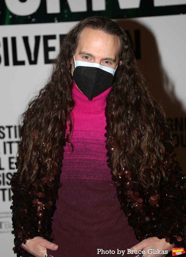 Photos: Stars Come Out for Opening Night of THE SEARCH FOR SIGNS OF INTELLIGENT LIFE IN THE UNIVERSE — photo 16 of 55