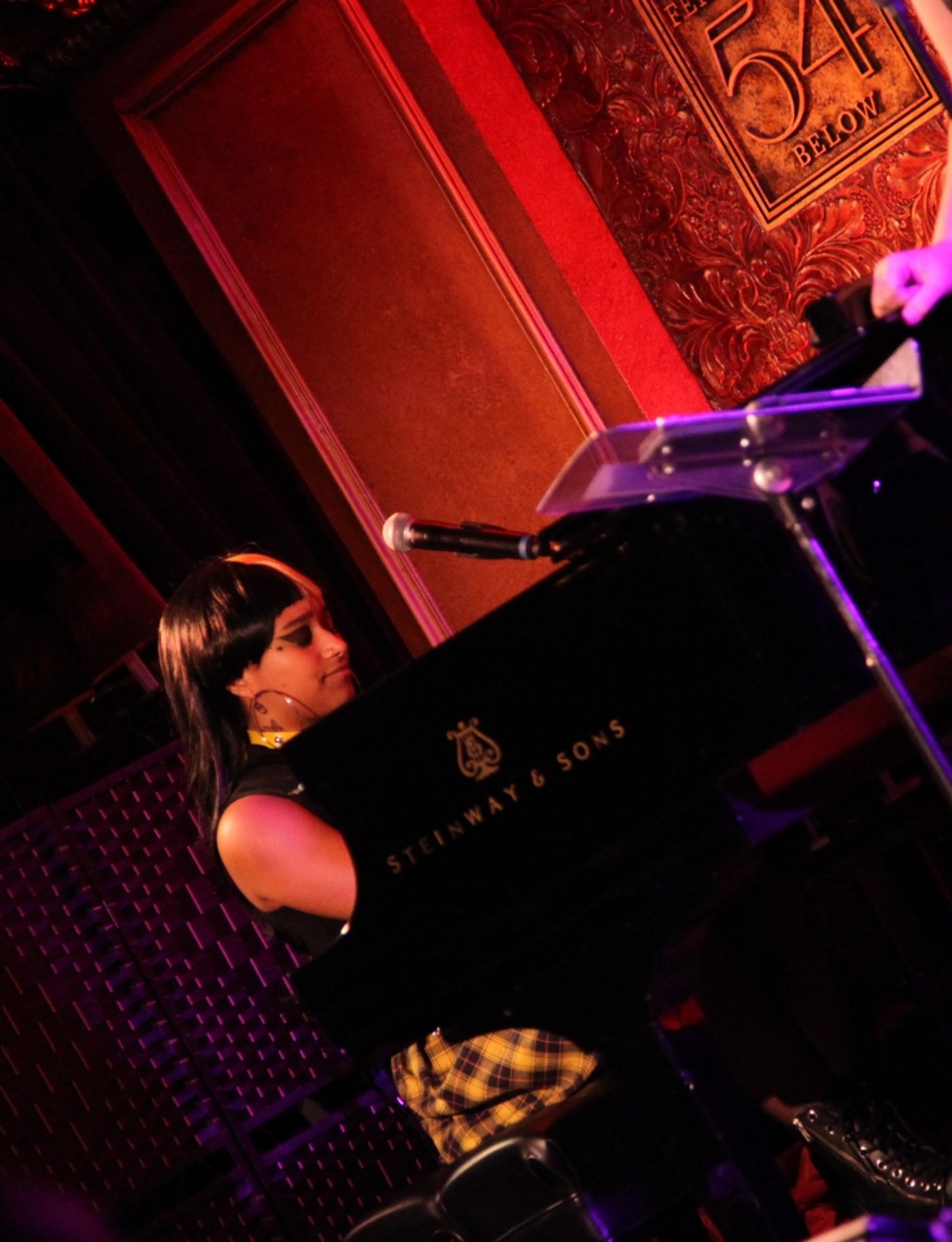 Photo Flash: Maria Wirries Brings Punk Rock To 54 Below In Concert Featuring Kelly McIntyre  Image