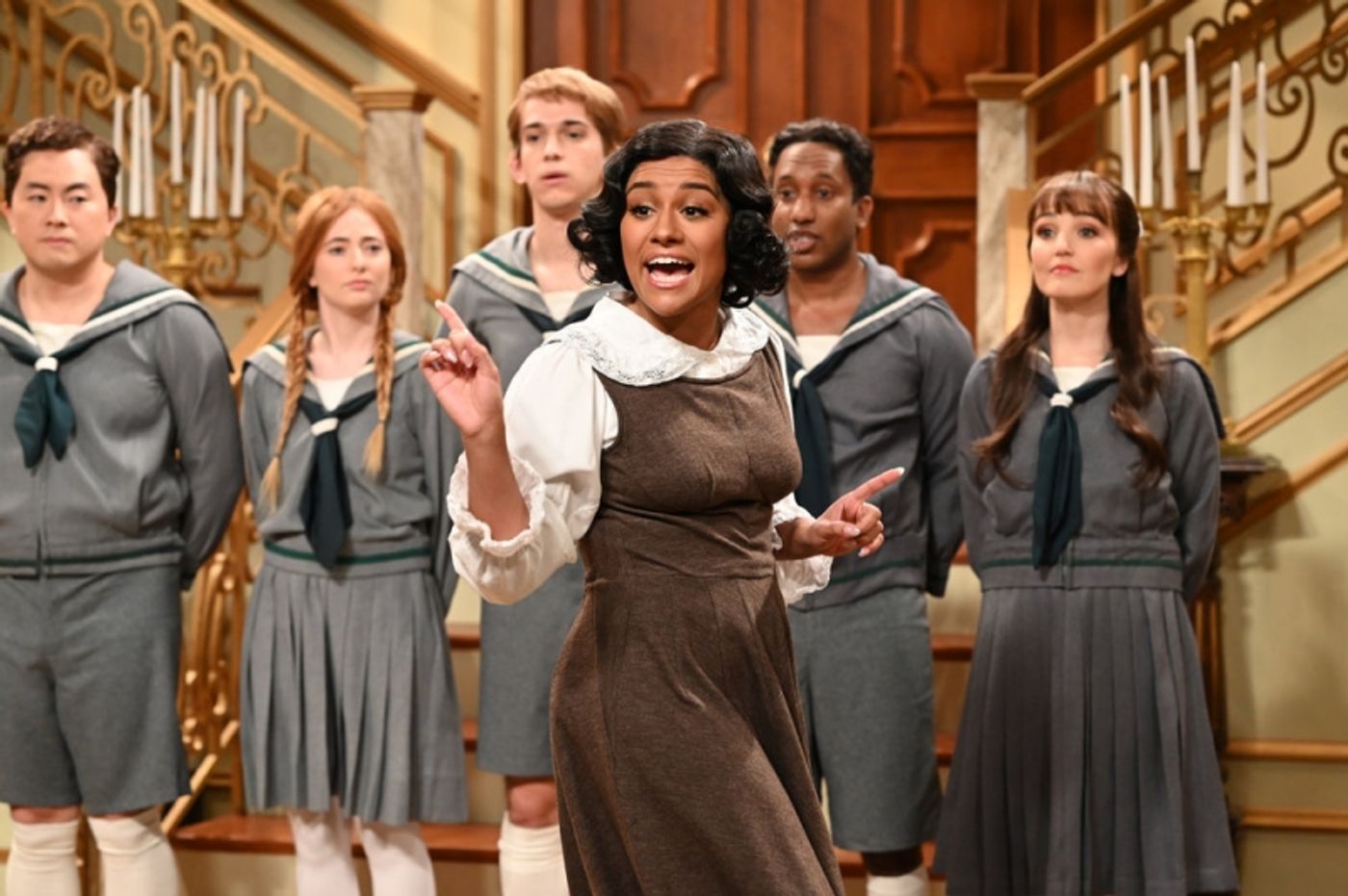 Photos: Ariana DeBose Hosts SATURDAY NIGHT LIVE  Image