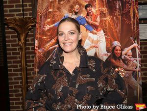 Elizabeth Stanley @ BroadwayWorld Elizabeth Stanley Photo