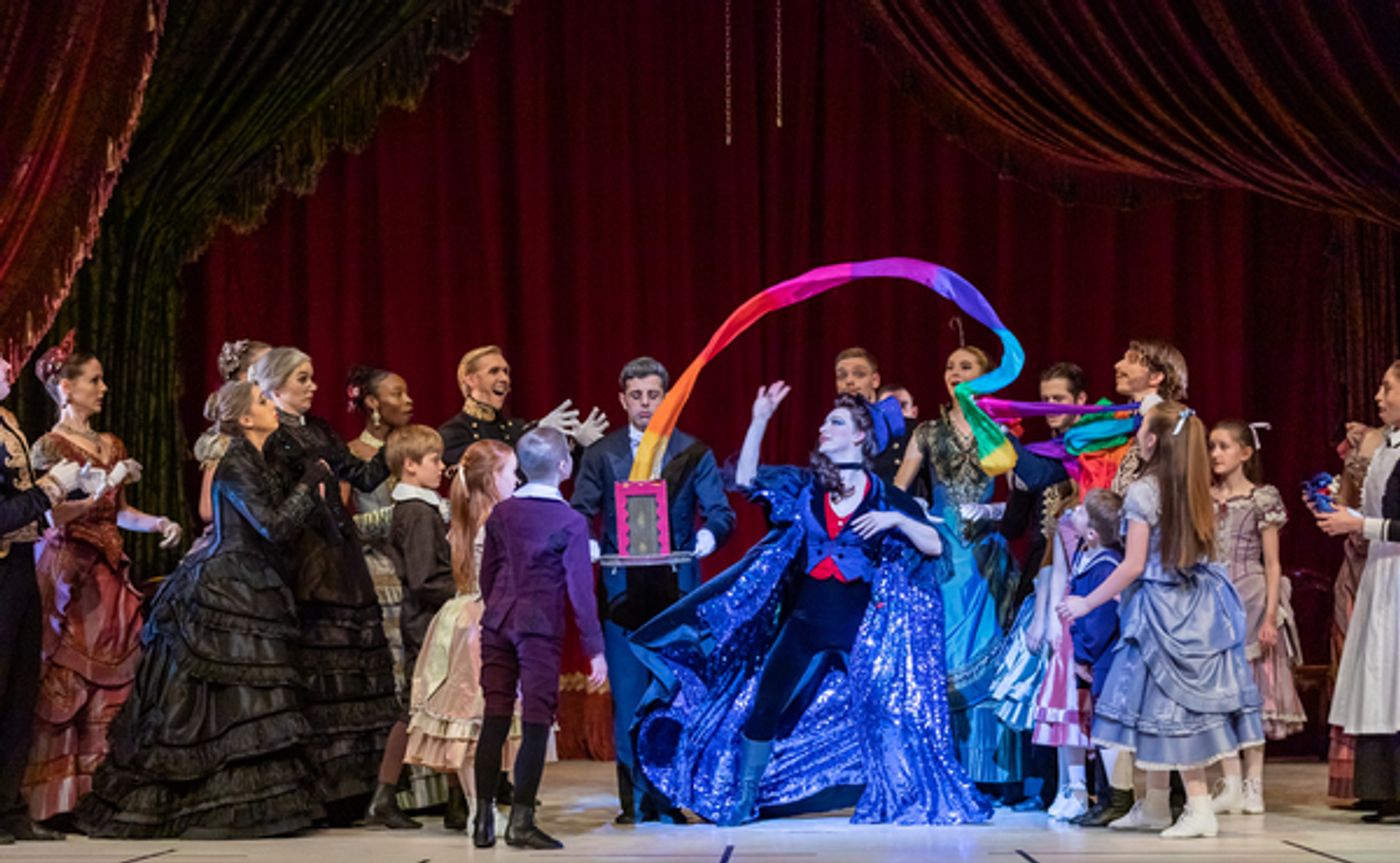 Photos: Scottish Ballet Tours THE NUTCRACKER  Image