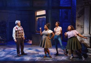 Tom Alan Robbins, Aveena Sawyer, Joy Woods and Salome Smith Photo