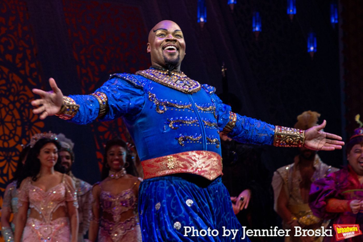 Photos: Jonathan Freeman Takes Final Bows In ALADDIN  Image