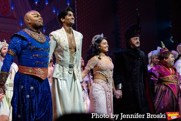 Photos: Jonathan Freeman Takes Final Bows In ALADDIN — photo 10 of 35