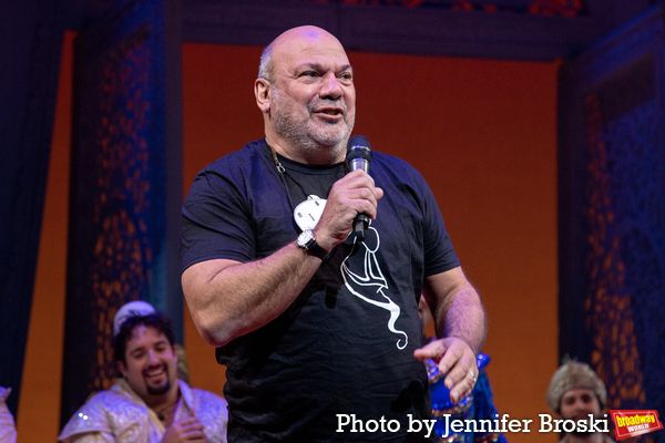 Photos: Jonathan Freeman Takes Final Bows In ALADDIN — photo 13 of 35