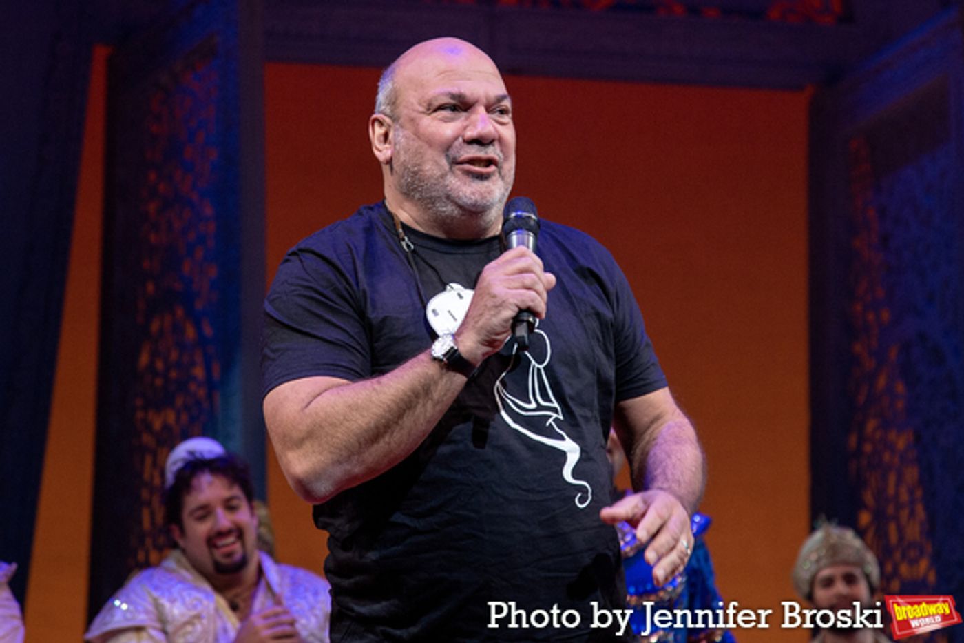 Photos: Jonathan Freeman Takes Final Bows In ALADDIN  Image