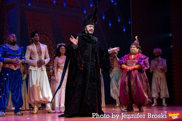 Photos: Jonathan Freeman Takes Final Bows In ALADDIN — photo 27 of 35
