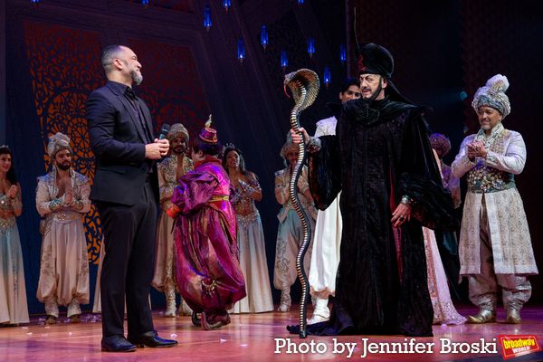 Photos: Jonathan Freeman Takes Final Bows In ALADDIN — photo 31 of 35