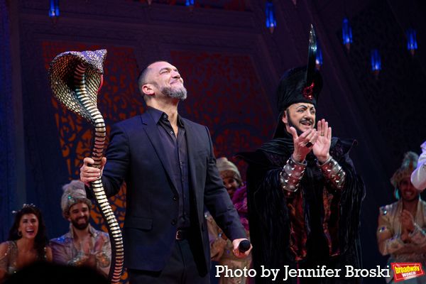 Photos: Jonathan Freeman Takes Final Bows In ALADDIN — photo 34 of 35