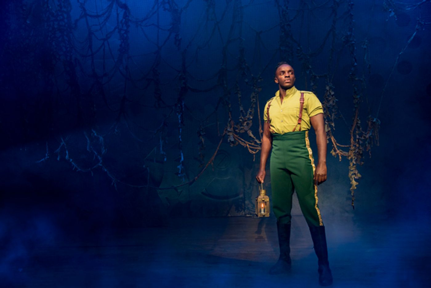 Photos: First Look at Lucie Jones, Ryan Reid, and the New Company of WICKED in London  Image