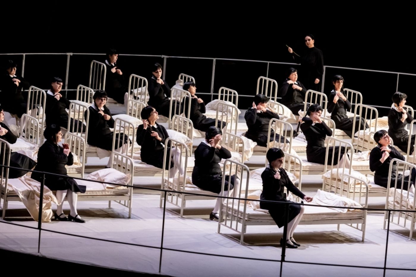 BLUDNÝ HOLANĎAN v Národním divadle  Image