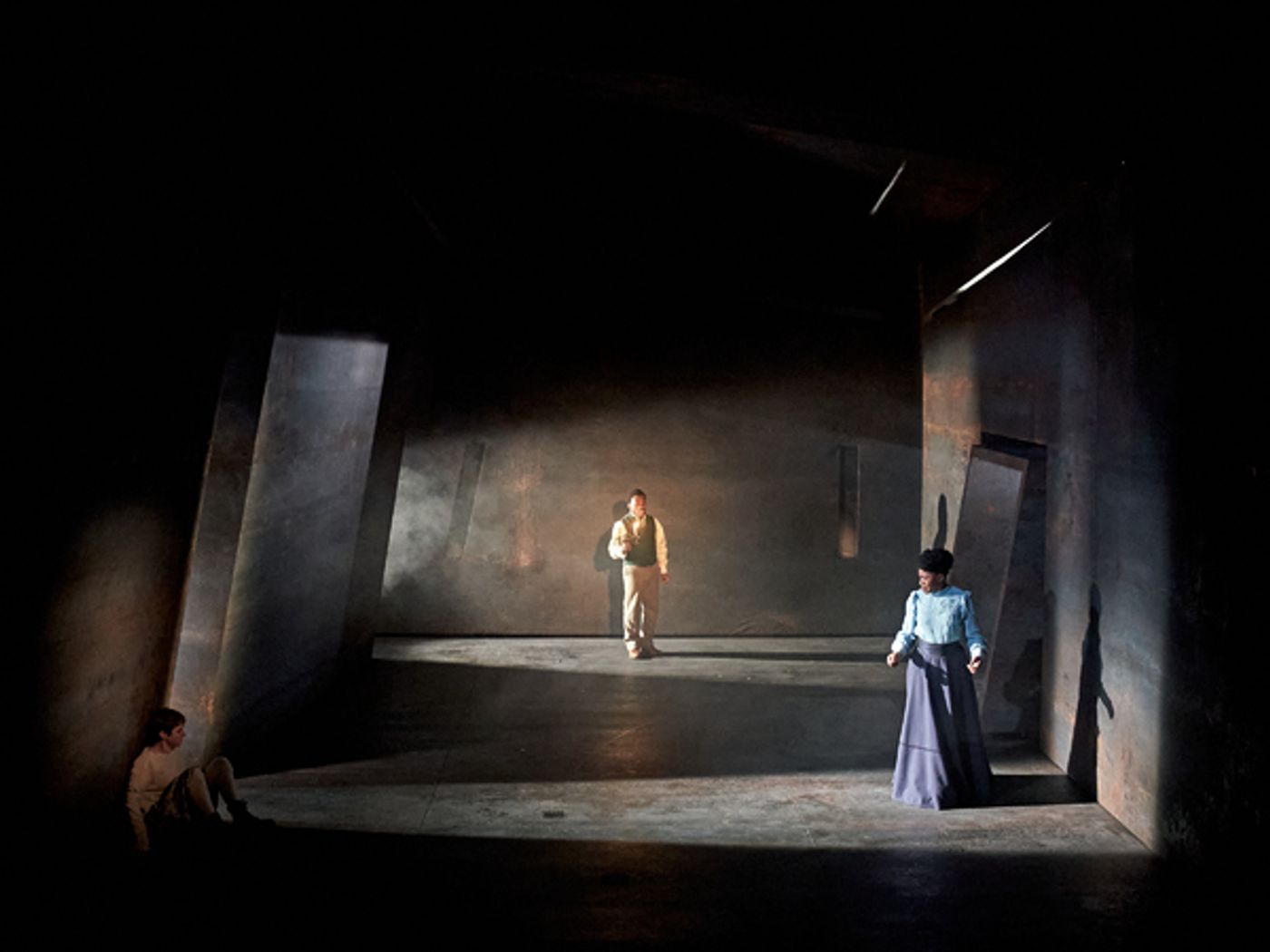 Photos: First Look at THE GLOW at Royal Court Jerwood Theatre Downstairs  Image