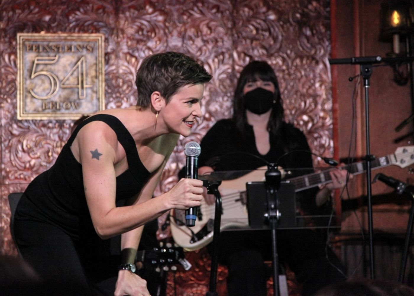 Review: Jenn Colella Leaves Audience Sated and Elated With YOU ARE HERE at Feinstein's/54 Below  Image