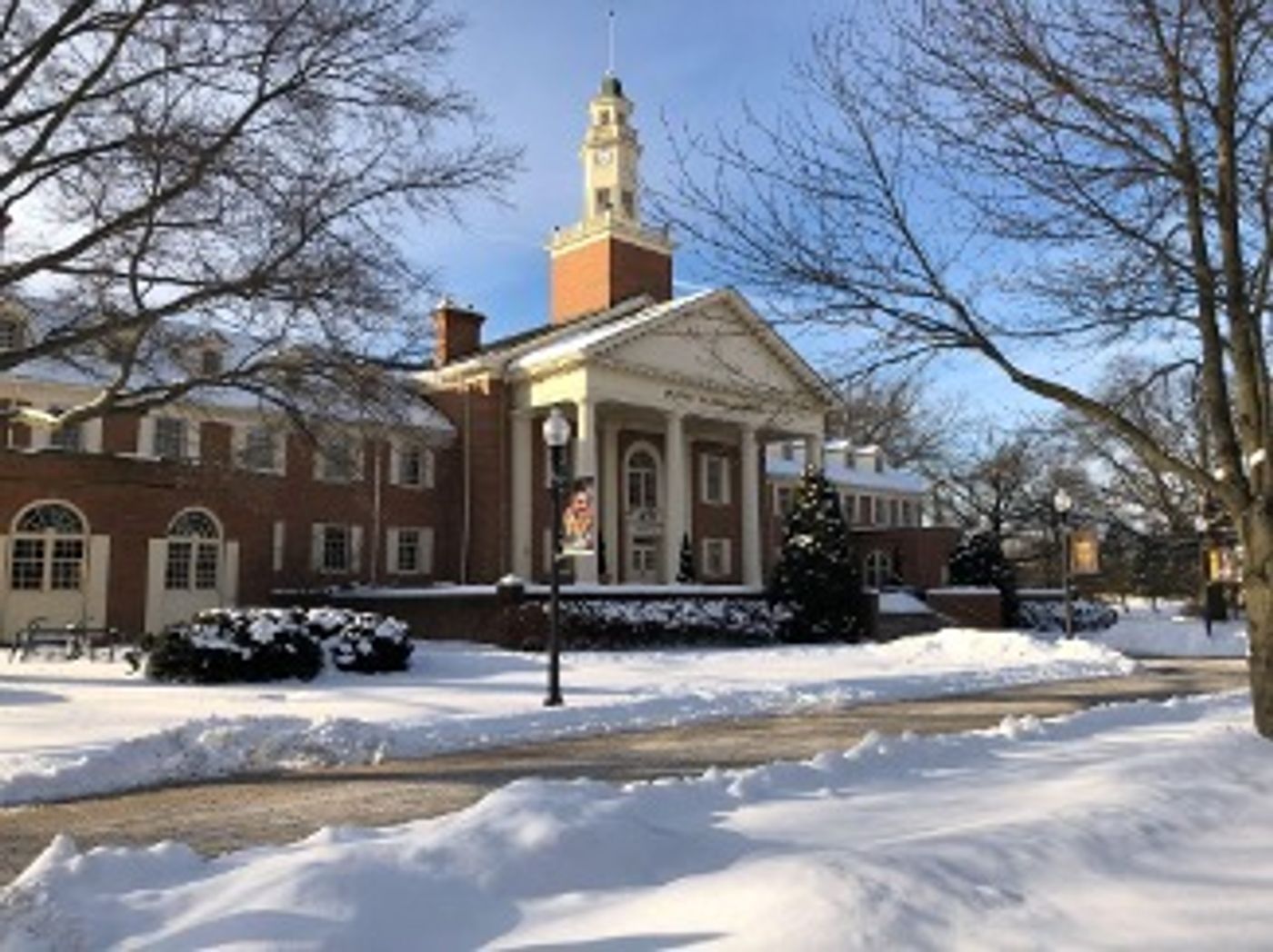 Student Blog: Musical Theatre Melts the Ice - Frosty's World #19  Image