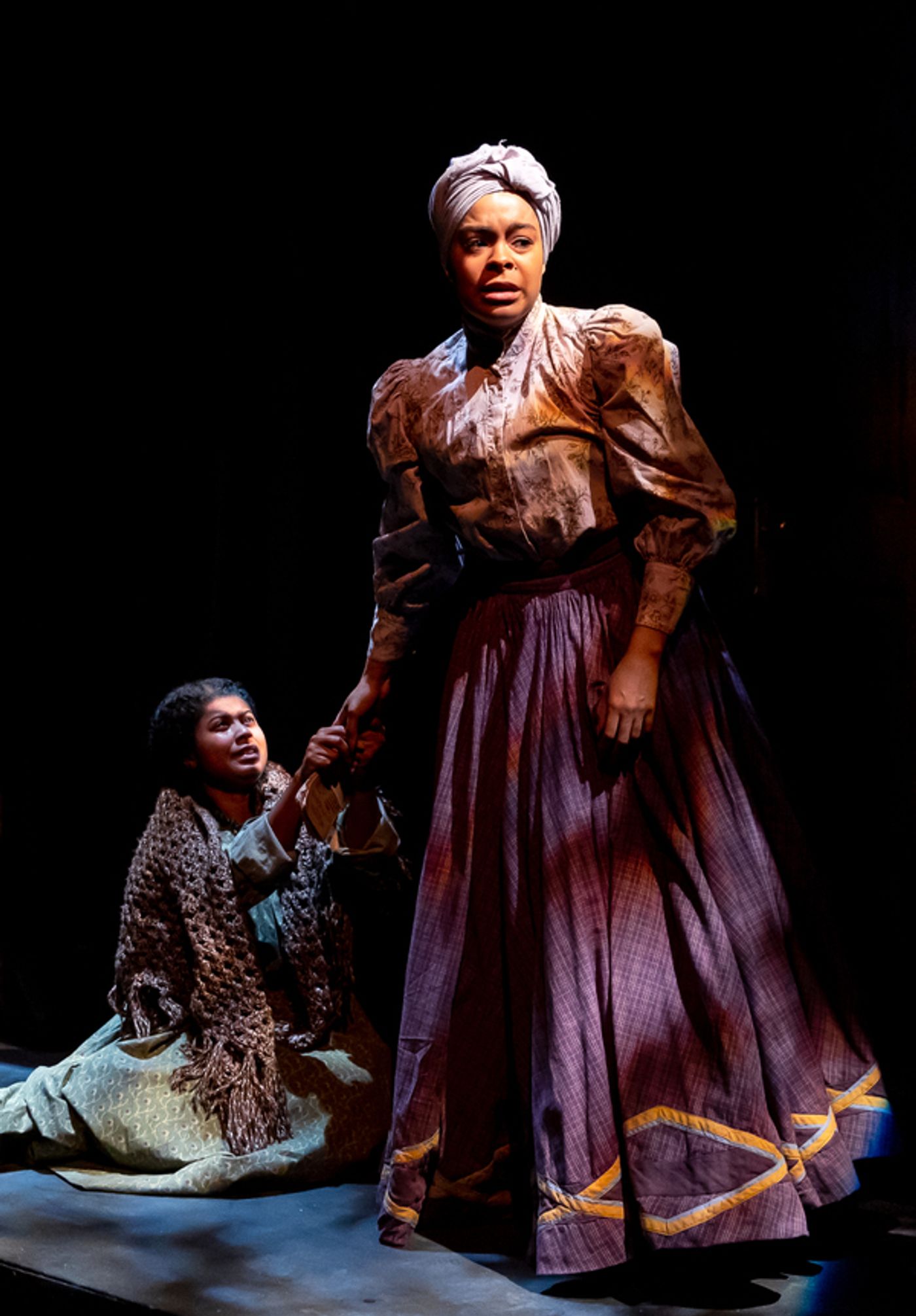 Photos: First Look at TimeLine Theatre's World Premiere of RELENTLESS  Image