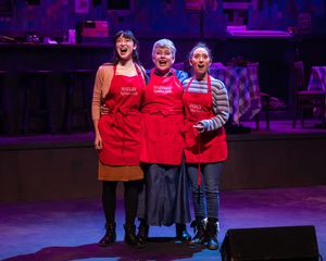 Anneliese Moon, Missy McArdle, and Julia Hoffman @ BroadwayWorld Anneliese Moon, Missy McArdle, and Julia Hoffman Photo