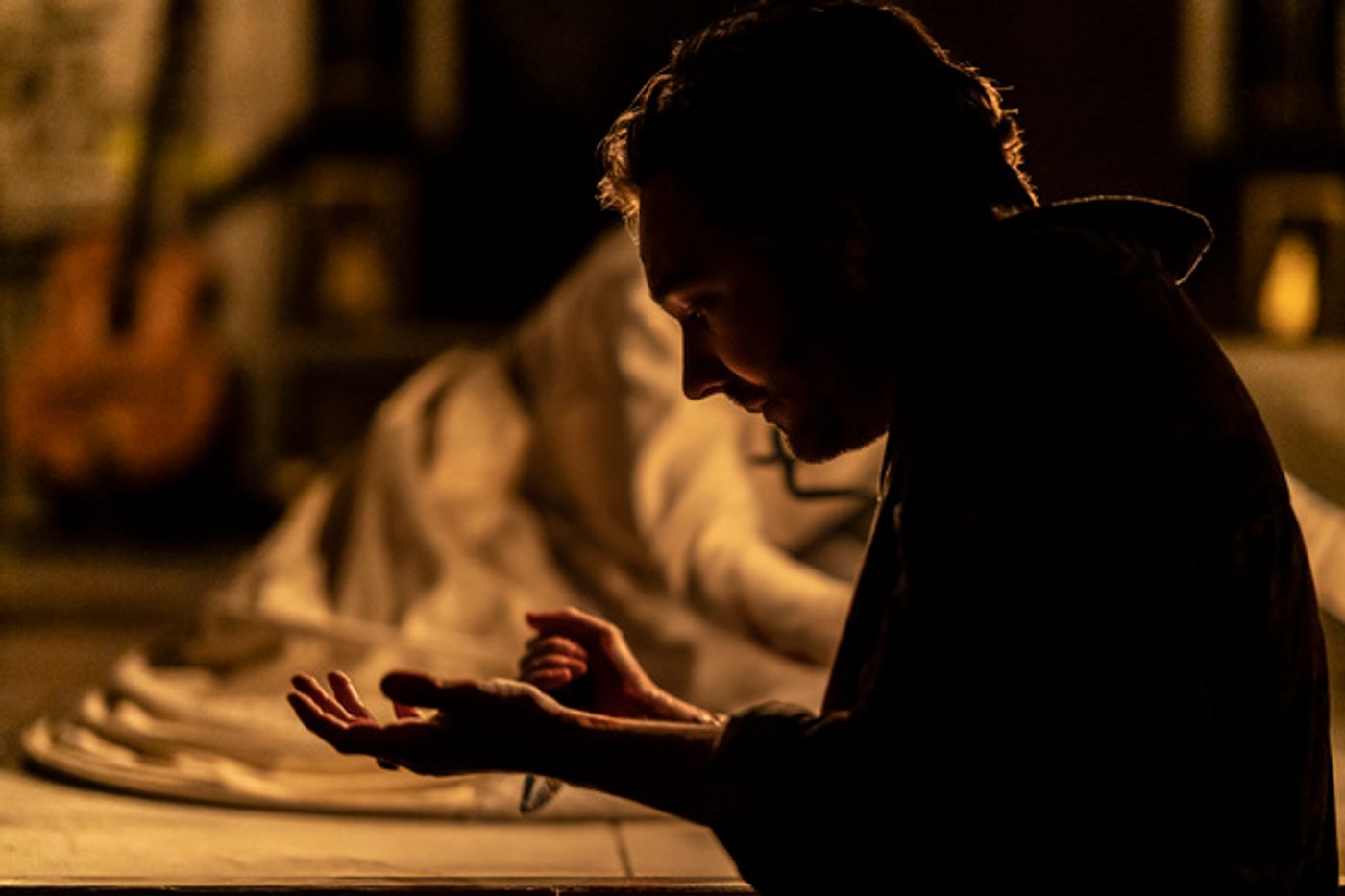 Photos: First Look at HAMLET at Shakespeare's Globe  Image