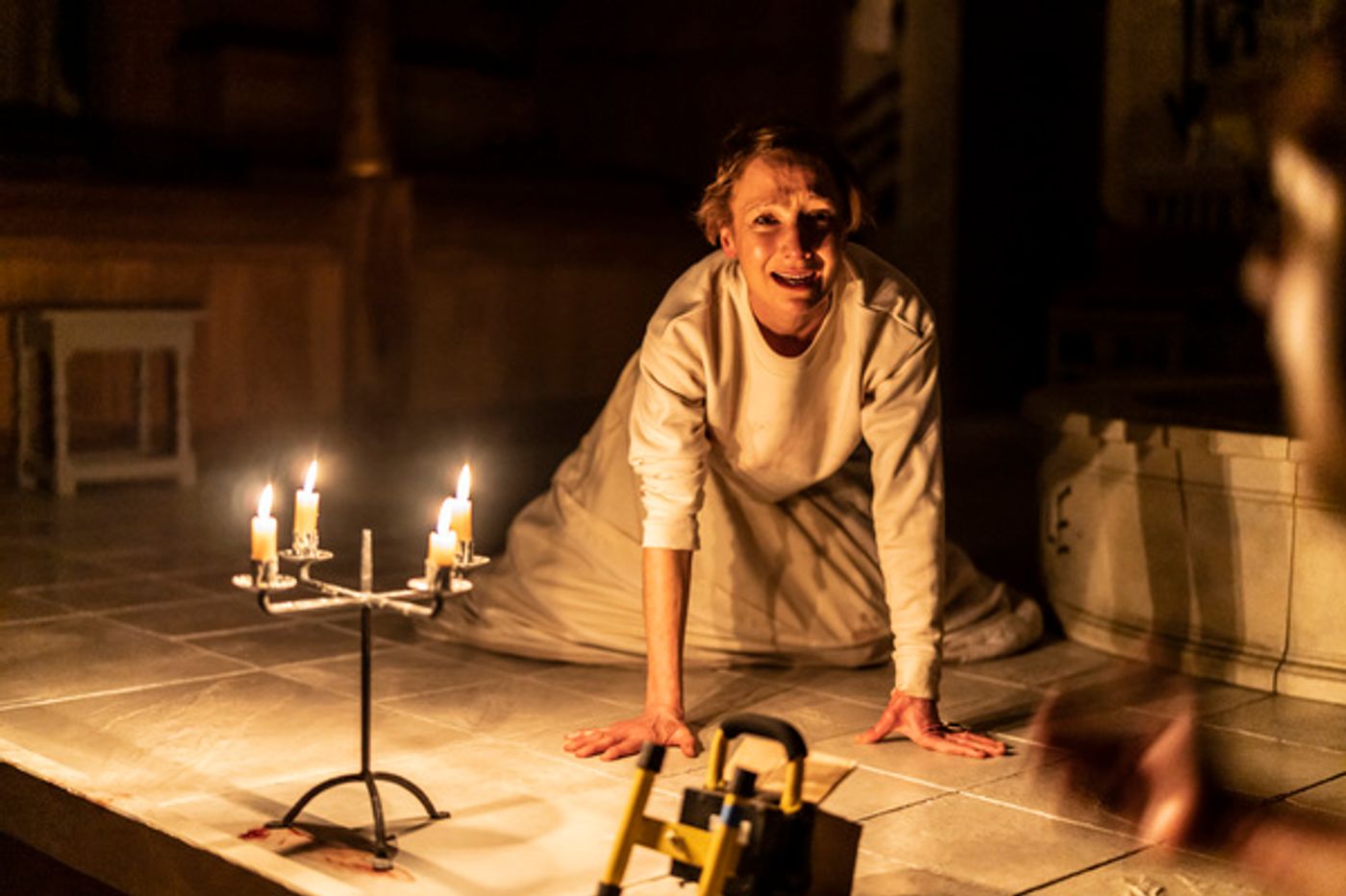 Photos: First Look at HAMLET at Shakespeare's Globe  Image