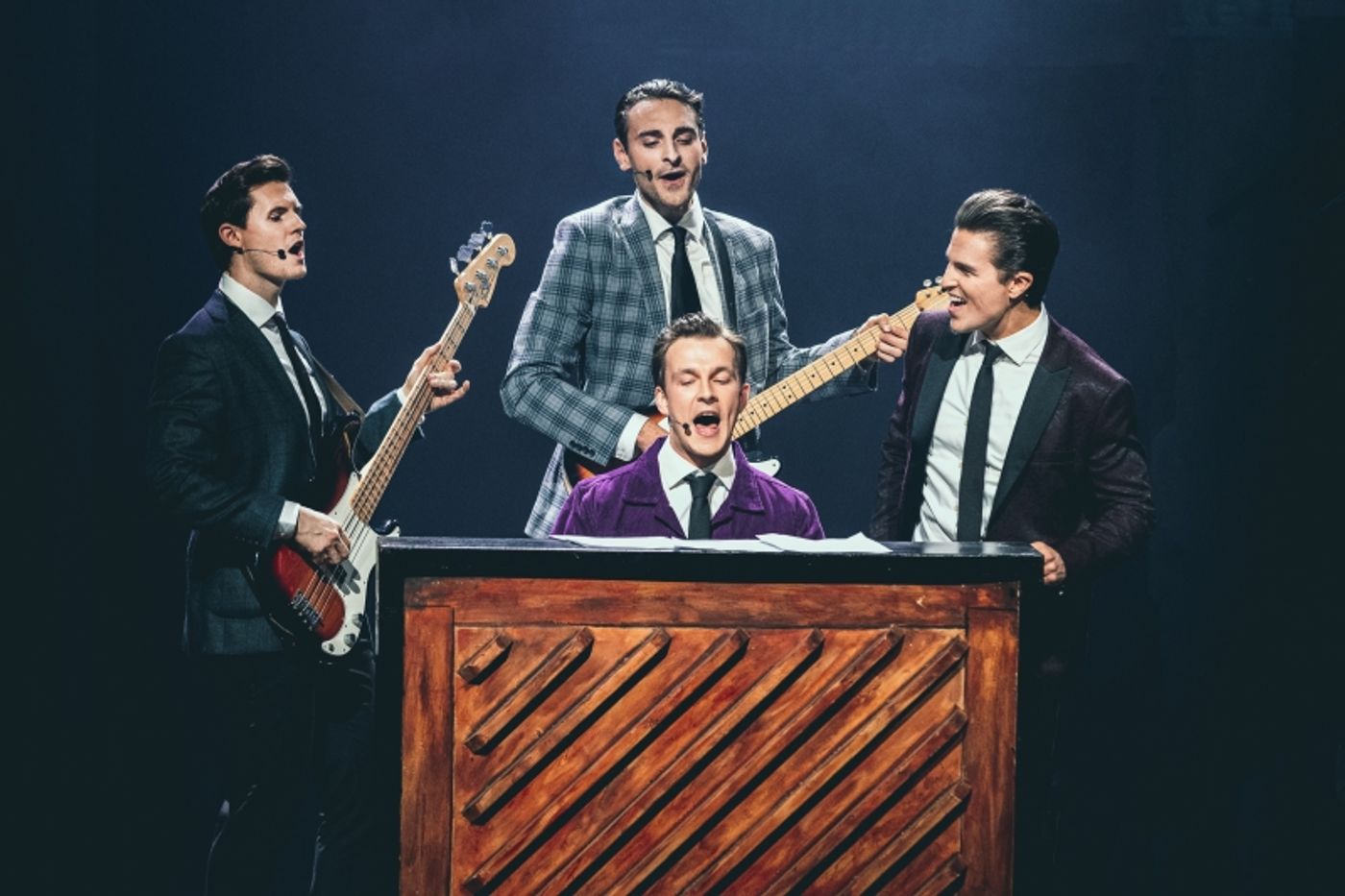 Review: JERSEY BOYS at Chateau Neuf - Oh, What A Night! Jersey Boys Delivers, Firing on All Cylinders Review: JERSEY BOYS at Chateau Neuf - Oh, What A Night! Jersey Boys Delivers, Firing on All Cylinders Image