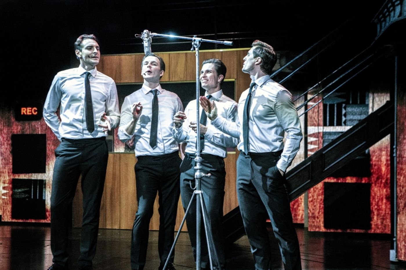 Review: JERSEY BOYS at Chateau Neuf - Oh, What A Night! Jersey Boys Delivers, Firing on All Cylinders Review: JERSEY BOYS at Chateau Neuf - Oh, What A Night! Jersey Boys Delivers, Firing on All Cylinders Image