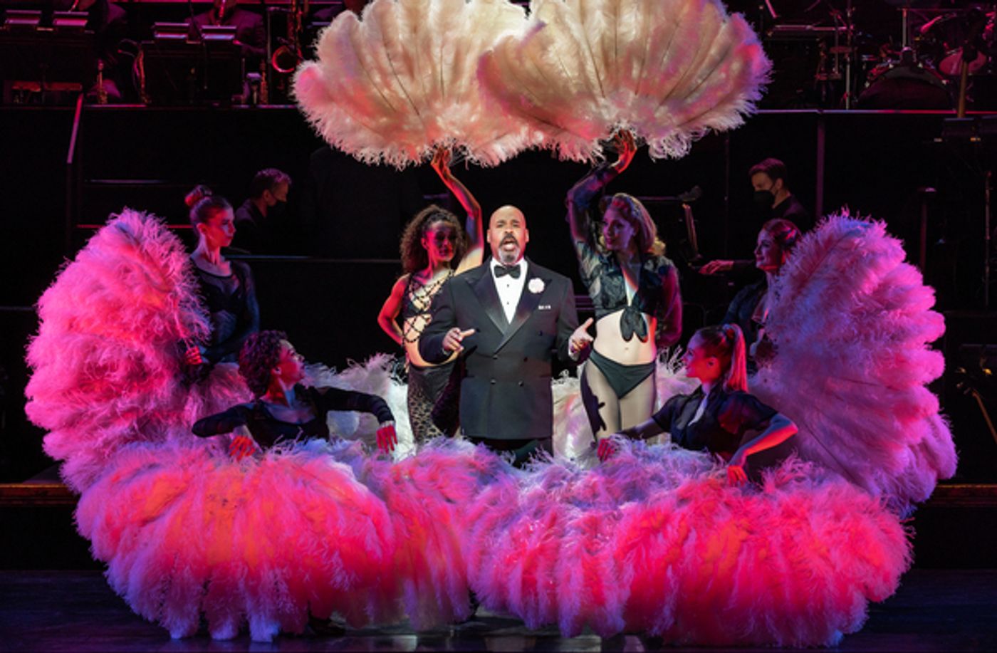 Photos: Charlotte d'Amboise, Bianca Marroquin, James Monroe Iglehart and More Star in CHICAGO on Broadway! Photos: Charlotte d'Amboise, Bianca Marroquin, James Monroe Iglehart and More Star in CHICAGO on Broadway! Image