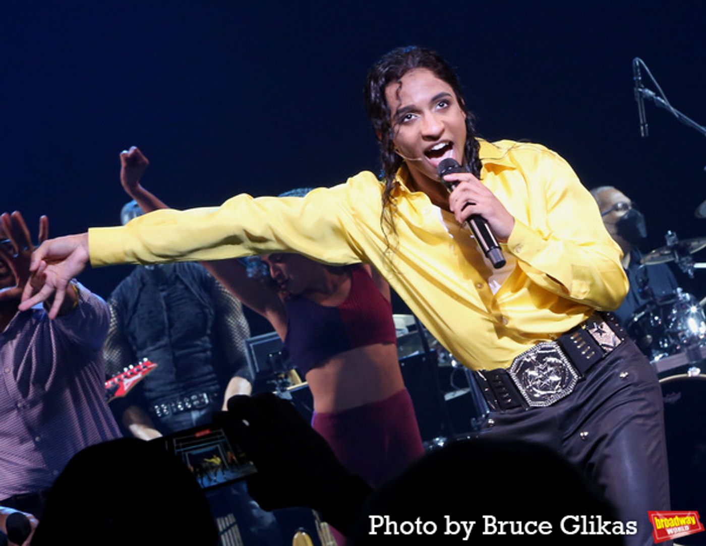 Photos: Go Inside MJ's Opening Night Curtain Call  Image
